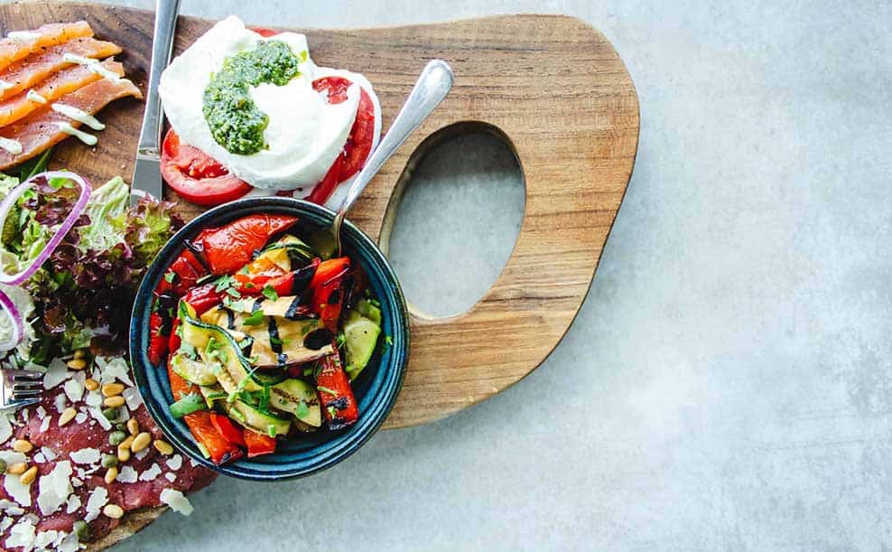 Migliorare la propria salute con la dieta mediterranea: i consigli di un esperto
